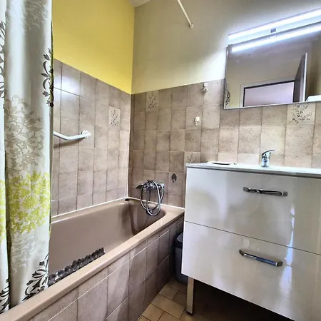 Apartment Le Saint Charles A - Idealement Bien Situe A 50 M Des Thermes Chevalley ! Mae-1223 Aix-les-Bains